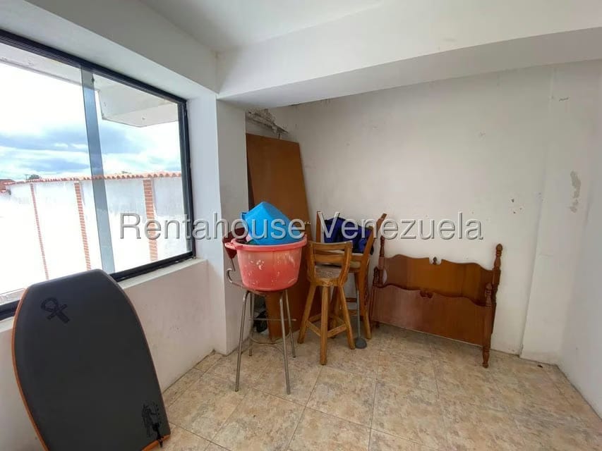 Casa (Multipes Niveles) en Venta en Tusmare, Distrito Metropolitano - 26
