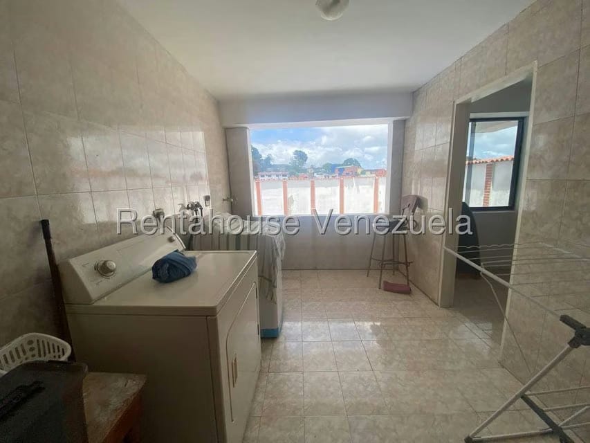 Casa (Multipes Niveles) en Venta en Tusmare, Distrito Metropolitano - 30