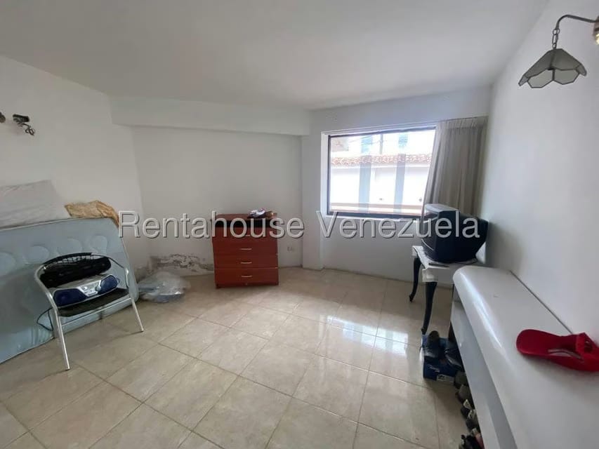 Casa (Multipes Niveles) en Venta en Tusmare, Distrito Metropolitano - 34