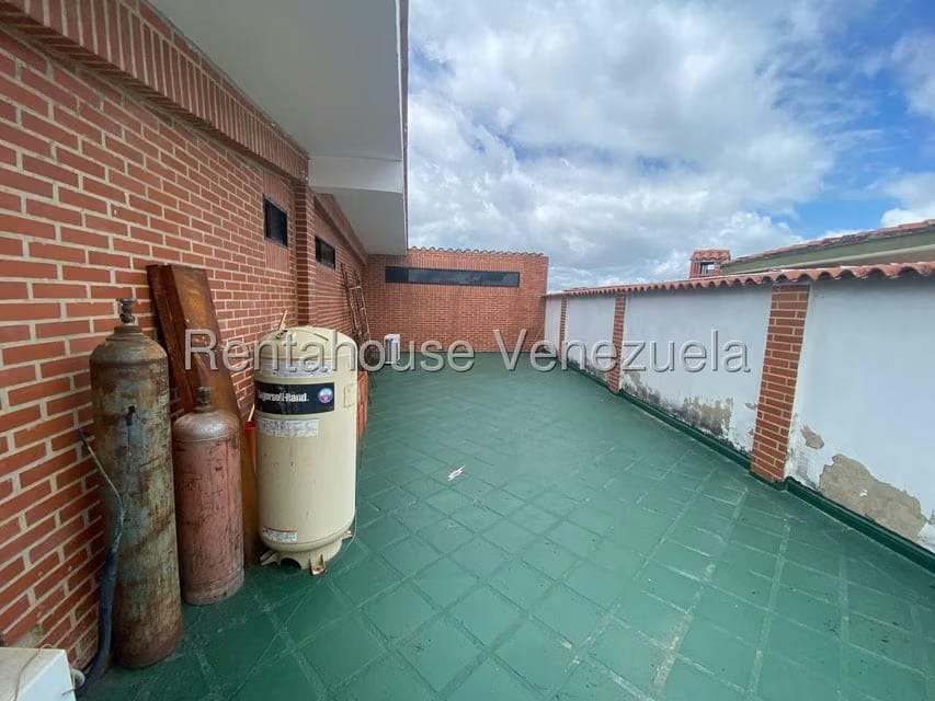 Casa (Multipes Niveles) en Venta en Tusmare, Distrito Metropolitano - 36