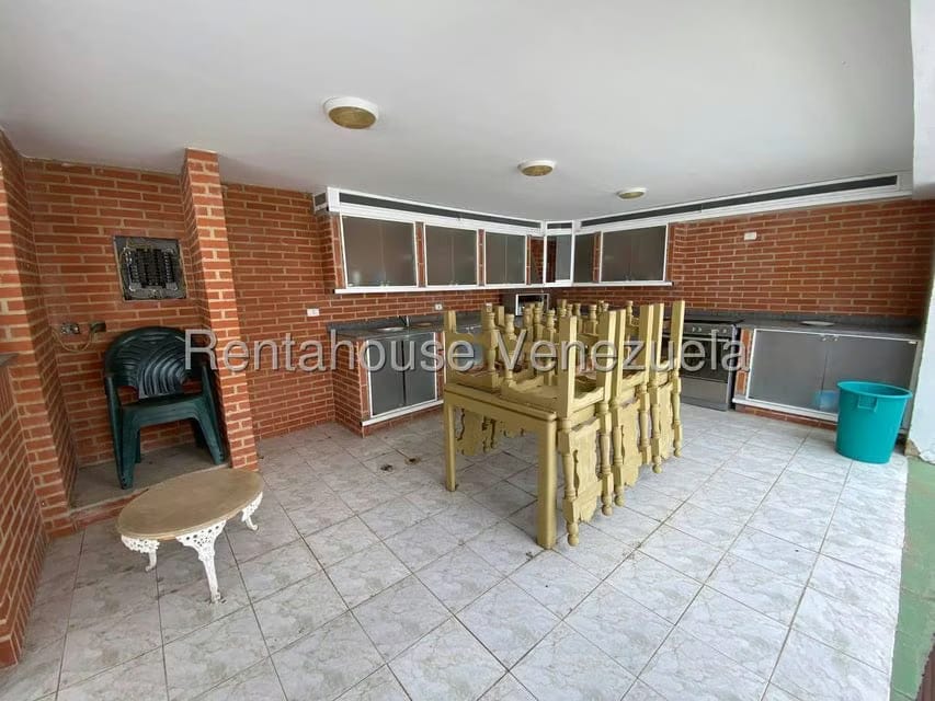 Casa (Multipes Niveles) en Venta en Tusmare, Distrito Metropolitano - 42