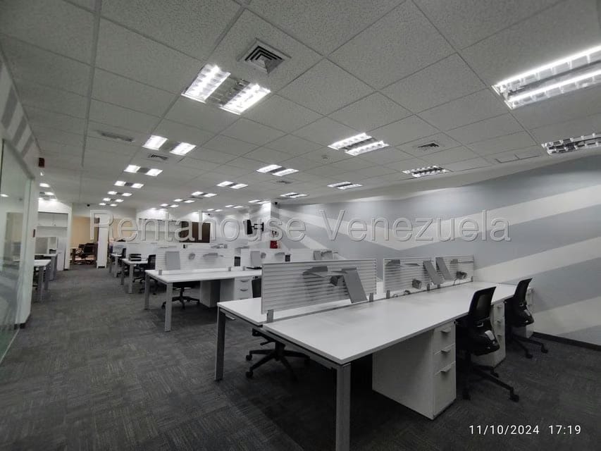 Comercial (Local Comercial) en Alquiler en Boleita Norte, Distrito Metropolitano - 12