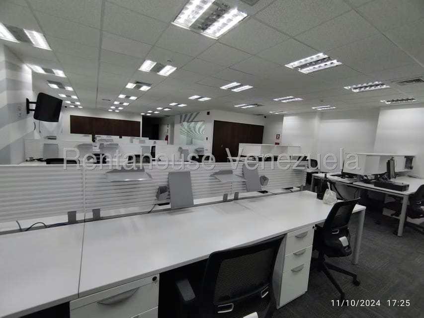 Comercial (Local Comercial) en Alquiler en Boleita Norte, Distrito Metropolitano - 29