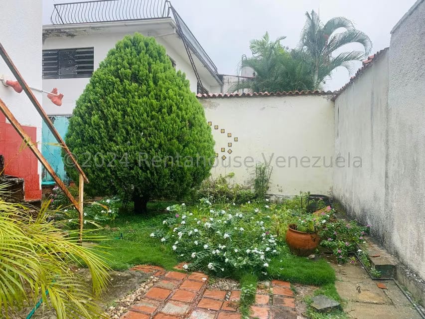 Casa (Duplex) en Venta en Santa Cecilia, Distrito Metropolitano - 4