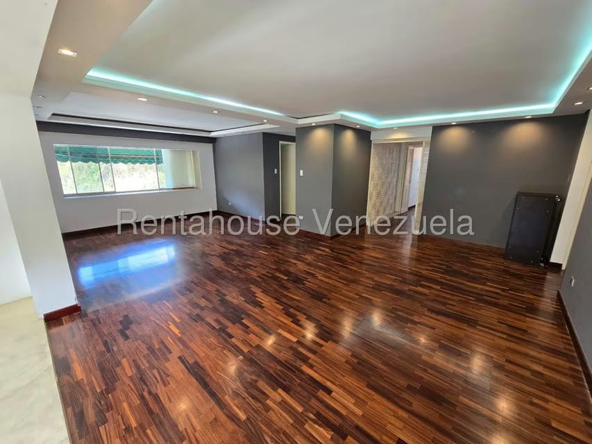Apartamento (1 Nivel) en Venta en Cumbres de Curumo, Distrito Metropolitano - 14