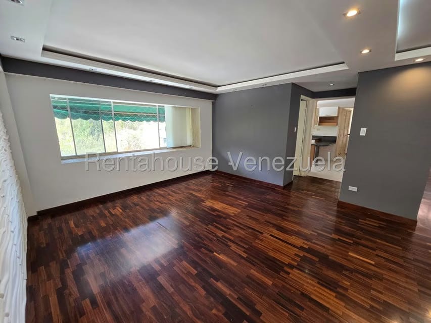 Apartamento (1 Nivel) en Venta en Cumbres de Curumo, Distrito Metropolitano - 16