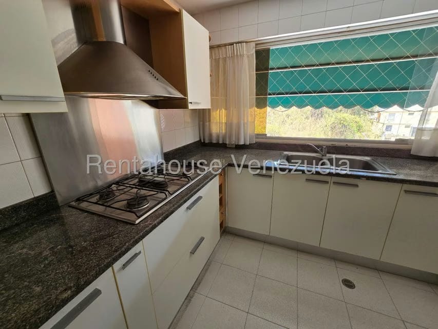 Apartamento (1 Nivel) en Venta en Cumbres de Curumo, Distrito Metropolitano - 40