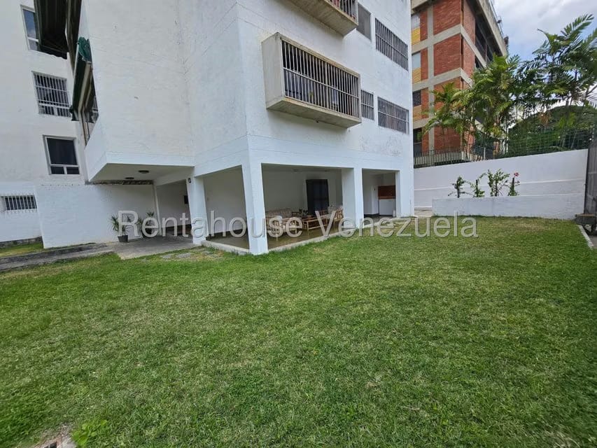 Apartamento (1 Nivel) en Venta en Cumbres de Curumo, Distrito Metropolitano - 50