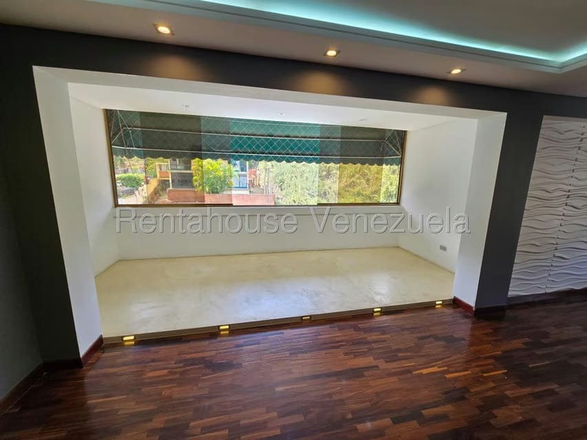 Apartamento (1 Nivel) en Venta en Cumbres de Curumo, Distrito Metropolitano - 10