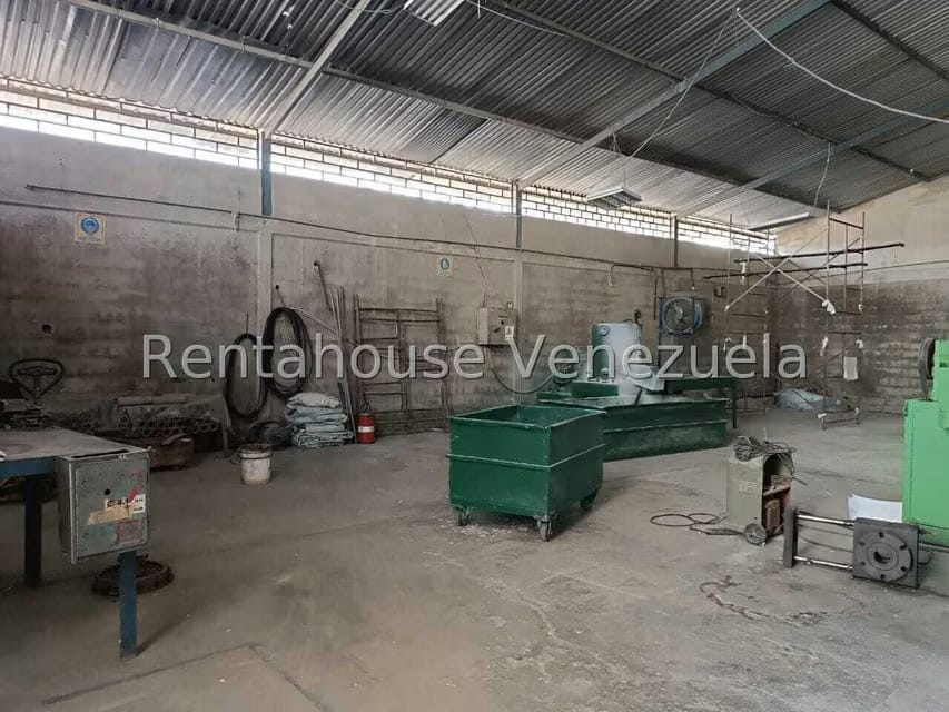 Comercial (Galpon - Deposito) en Venta en Urbanizacion Industrial Santa Cruz, Aragua - 23