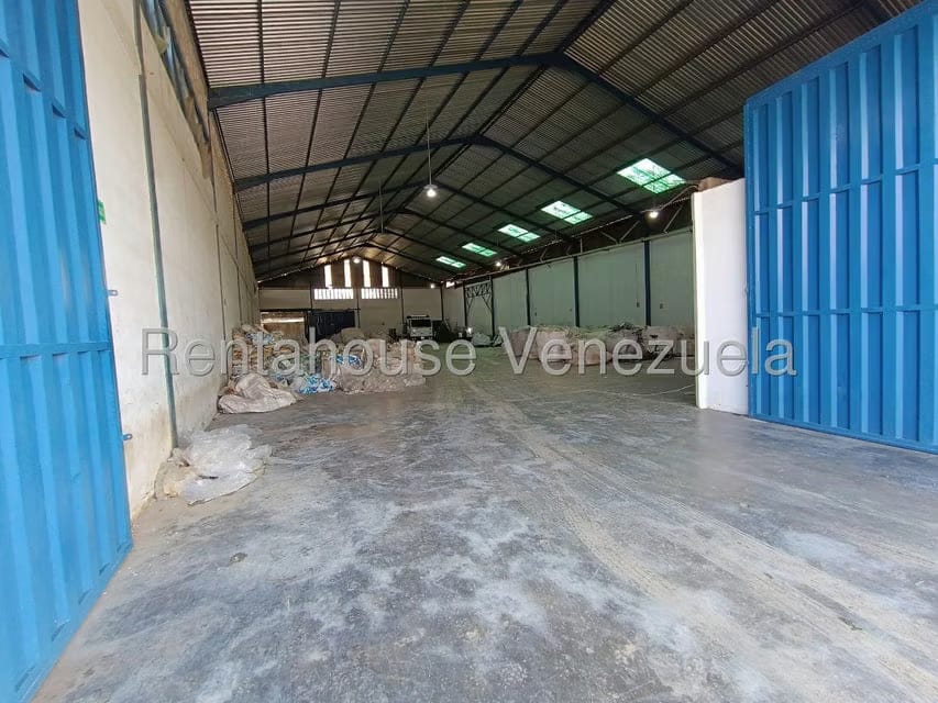 Comercial (Galpon - Deposito) en Venta en Urbanizacion Industrial Santa Cruz, Aragua - 25