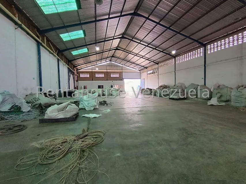 Comercial (Galpon - Deposito) en Venta en Urbanizacion Industrial Santa Cruz, Aragua - 29