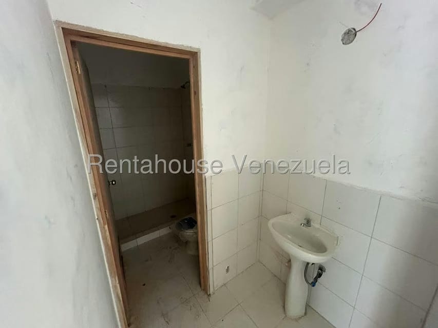 Apartamento (1 Nivel) en Venta en Solar del Hatillo, Distrito Metropolitano - 12