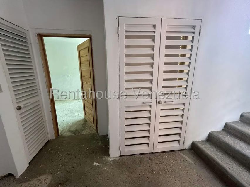 Apartamento (1 Nivel) en Venta en Solar del Hatillo, Distrito Metropolitano - 19
