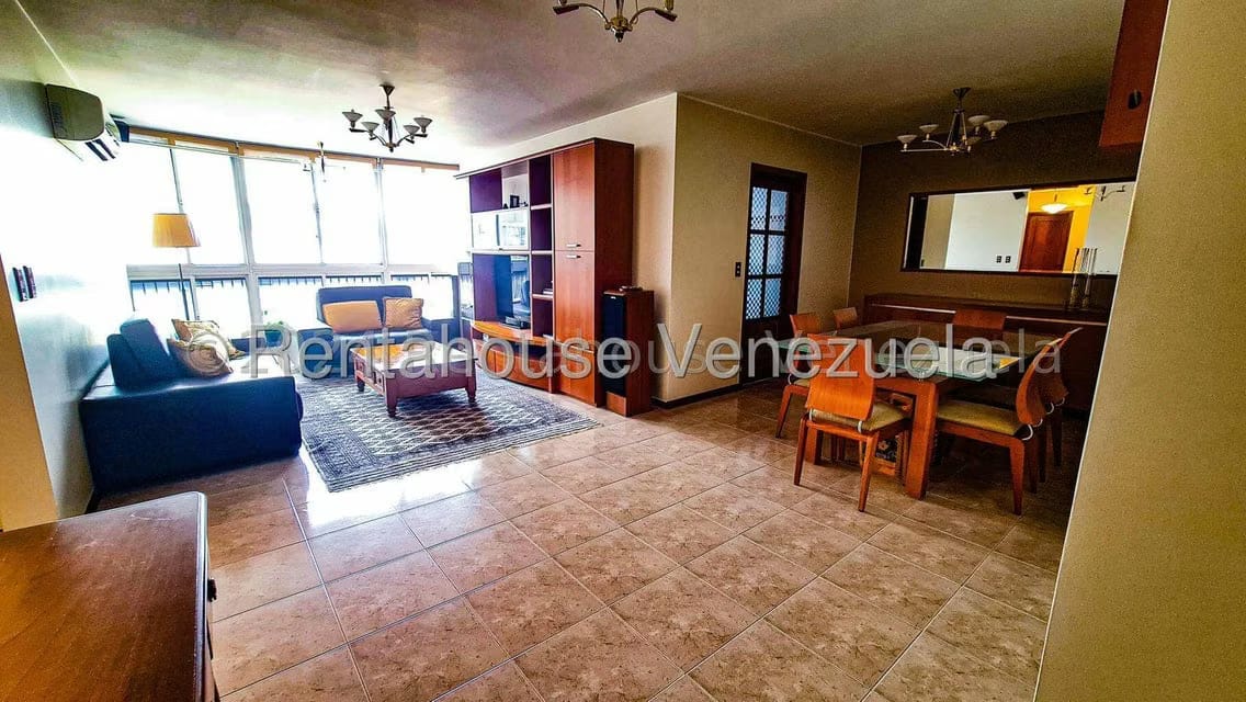 Apartamento (1 Nivel) en Alquiler en Chacao, Distrito Metropolitano - 2