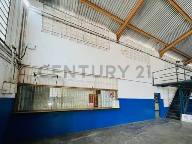 Galpón En Alquiler, en Castillito, Puerto Ordaz - 12