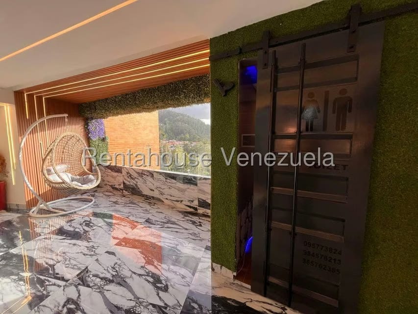 Apartamento (Duplex) en Venta en El Cigarral, Distrito Metropolitano - 13