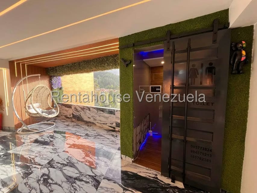 Apartamento (Duplex) en Venta en El Cigarral, Distrito Metropolitano - 14