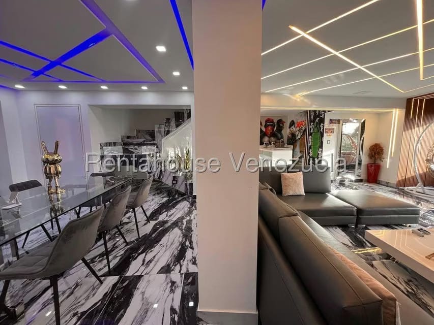 Apartamento (Duplex) en Venta en El Cigarral, Distrito Metropolitano - 27