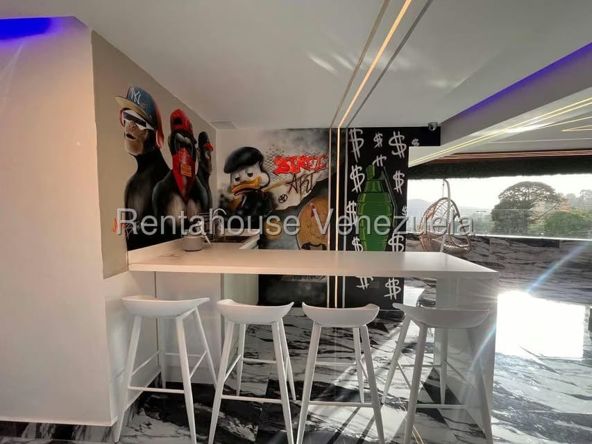 Apartamento (Duplex) en Venta en El Cigarral, Distrito Metropolitano - 5