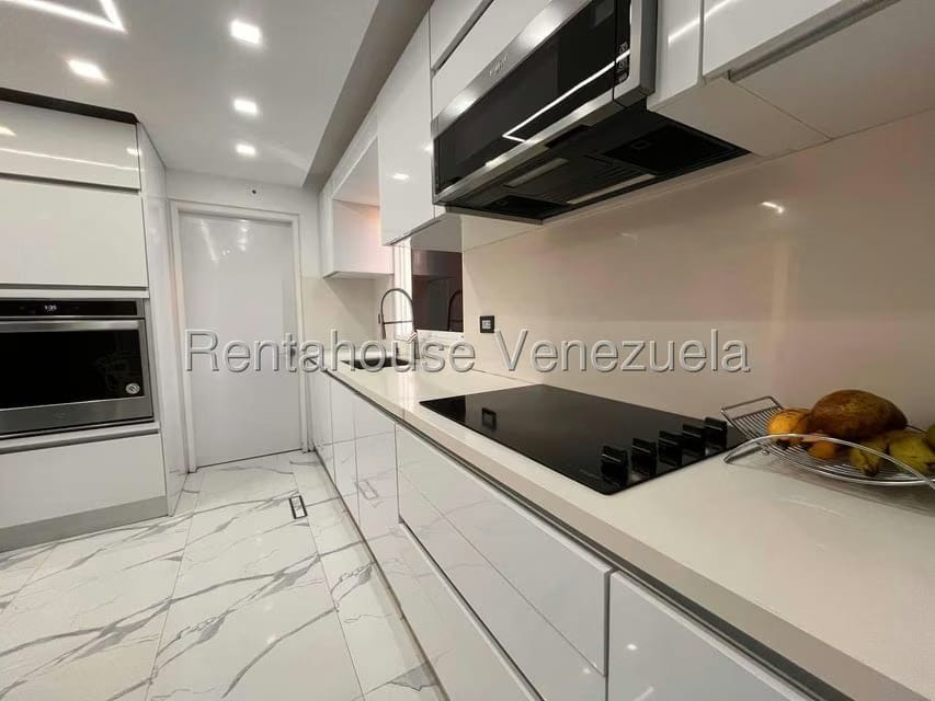 Apartamento (Duplex) en Venta en El Cigarral, Distrito Metropolitano - 63