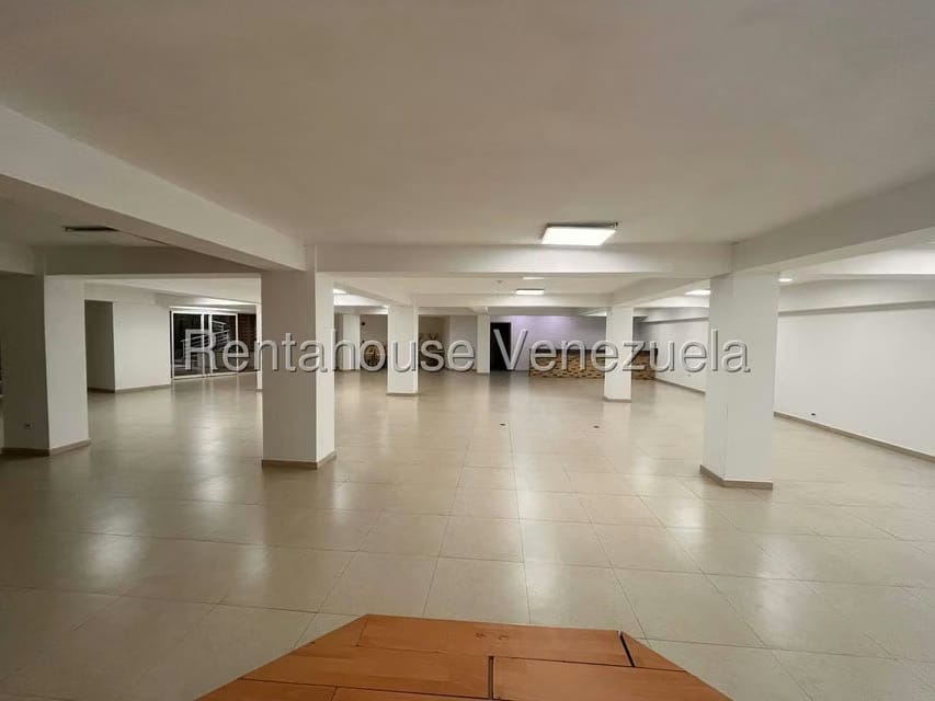 Apartamento (Duplex) en Venta en El Cigarral, Distrito Metropolitano - 67