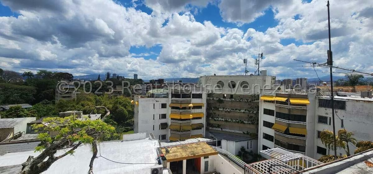 Casa (Multipes Niveles) en Venta en San Bernardino, Distrito Metropolitano - 37