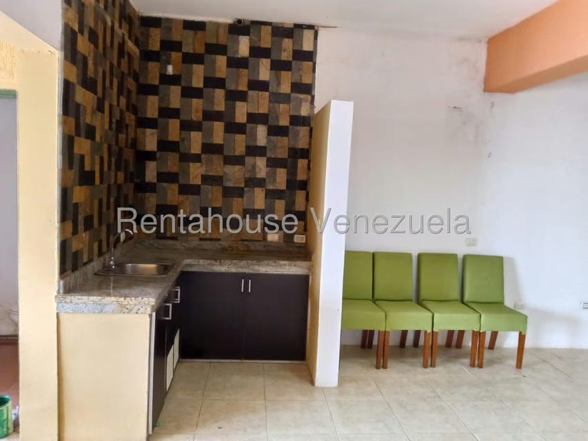 Comercial (Local Comercial) en Venta en Maturin, Monagas - 3