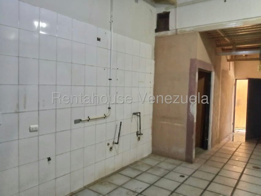 Comercial (Local Comercial) en Venta en Maturin, Monagas - 7