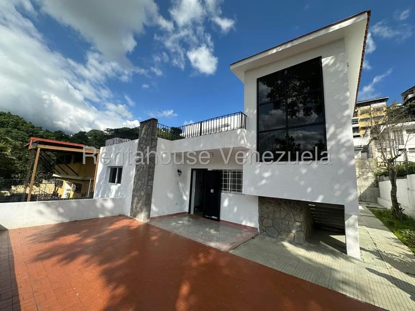 Comercial (Local Comercial) en Alquiler en Santa Monica, Distrito Metropolitano