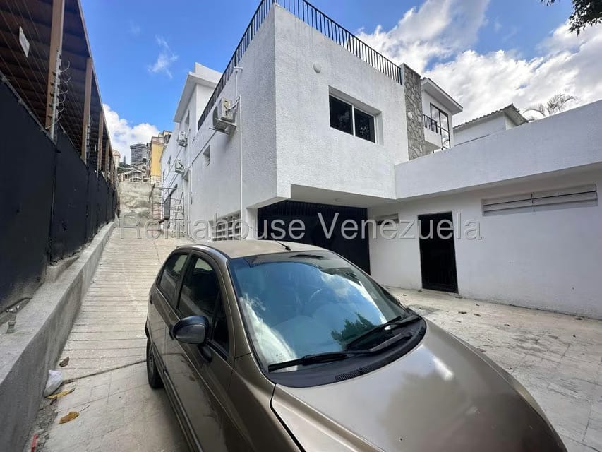 Comercial (Local Comercial) en Alquiler en Santa Monica, Distrito Metropolitano - 34