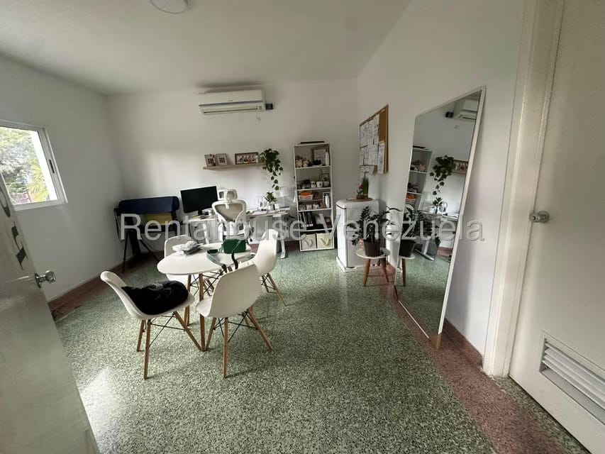 Comercial (Local Comercial) en Alquiler en Santa Monica, Distrito Metropolitano - 10
