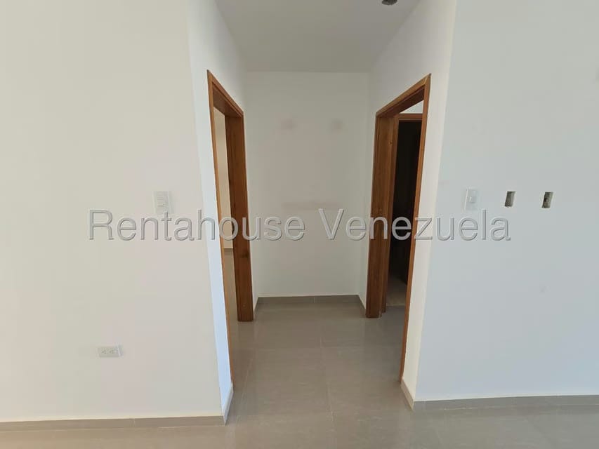 Apartamento (1 Nivel) en Venta en Agua Sal, Miranda - 5