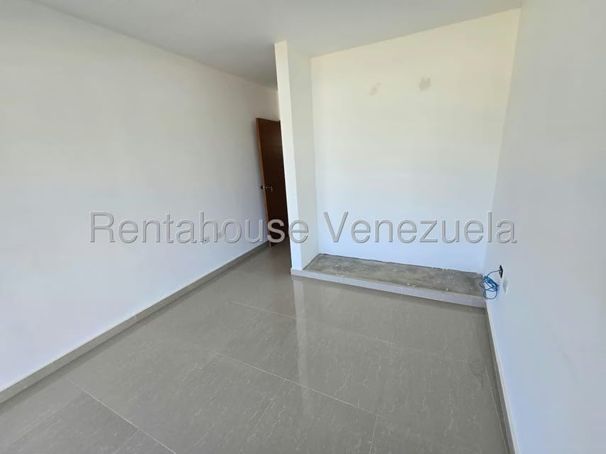 Apartamento (1 Nivel) en Venta en Agua Sal, Miranda - 8