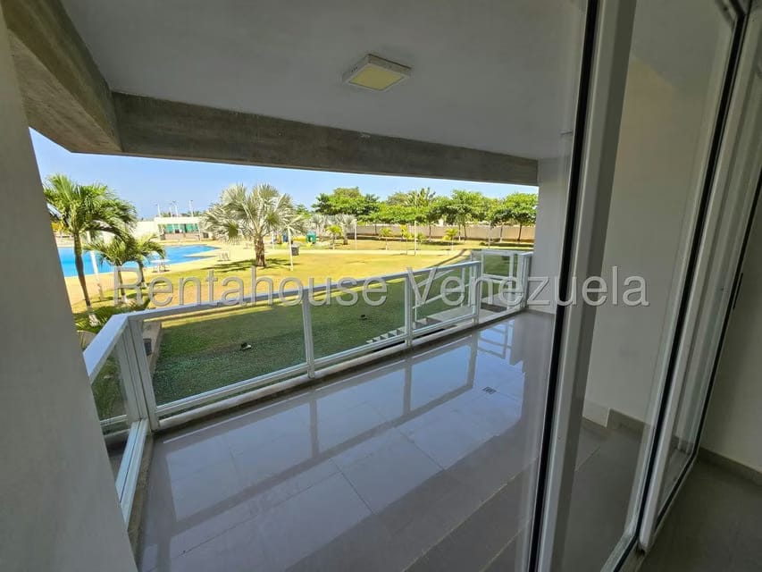 Apartamento (1 Nivel) en Venta en Agua Sal, Miranda - 10