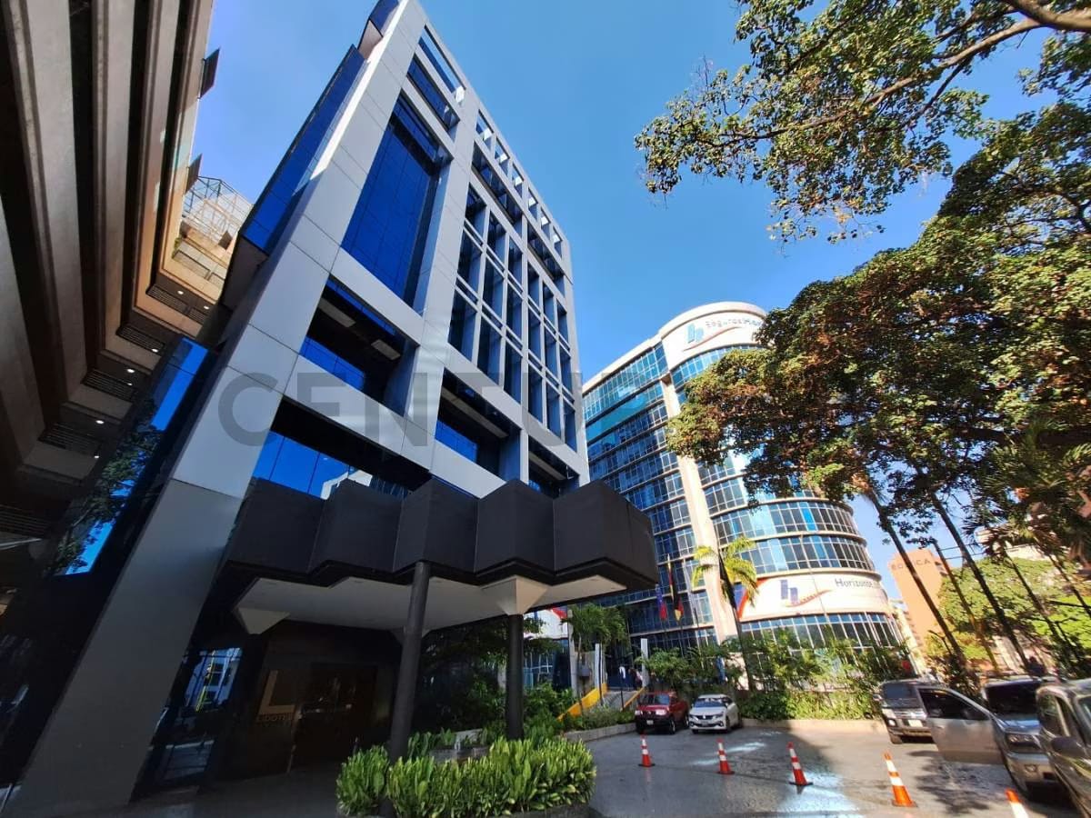 Local Comercial en Venta en el Rosal Centro Lido Chacao