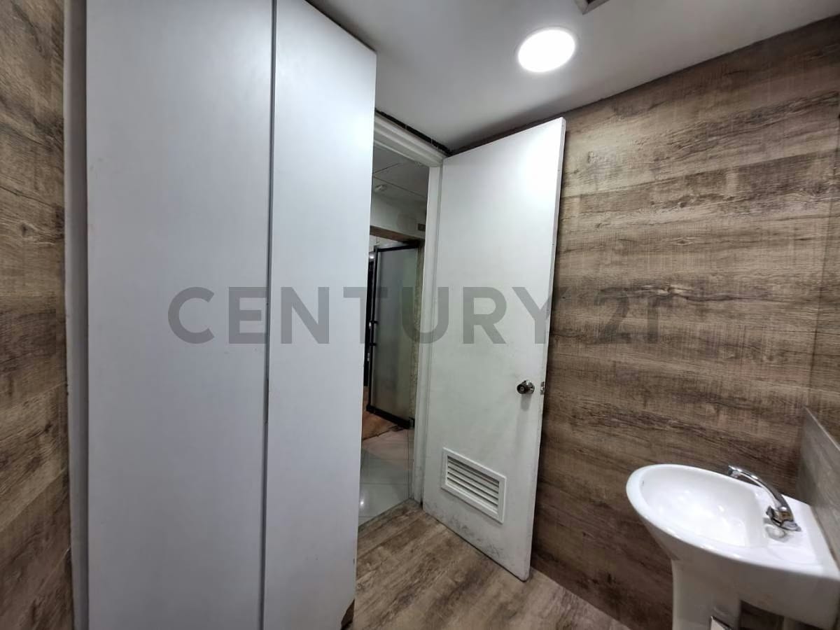 Local Comercial en Venta en el Rosal Centro Lido Chacao - 11