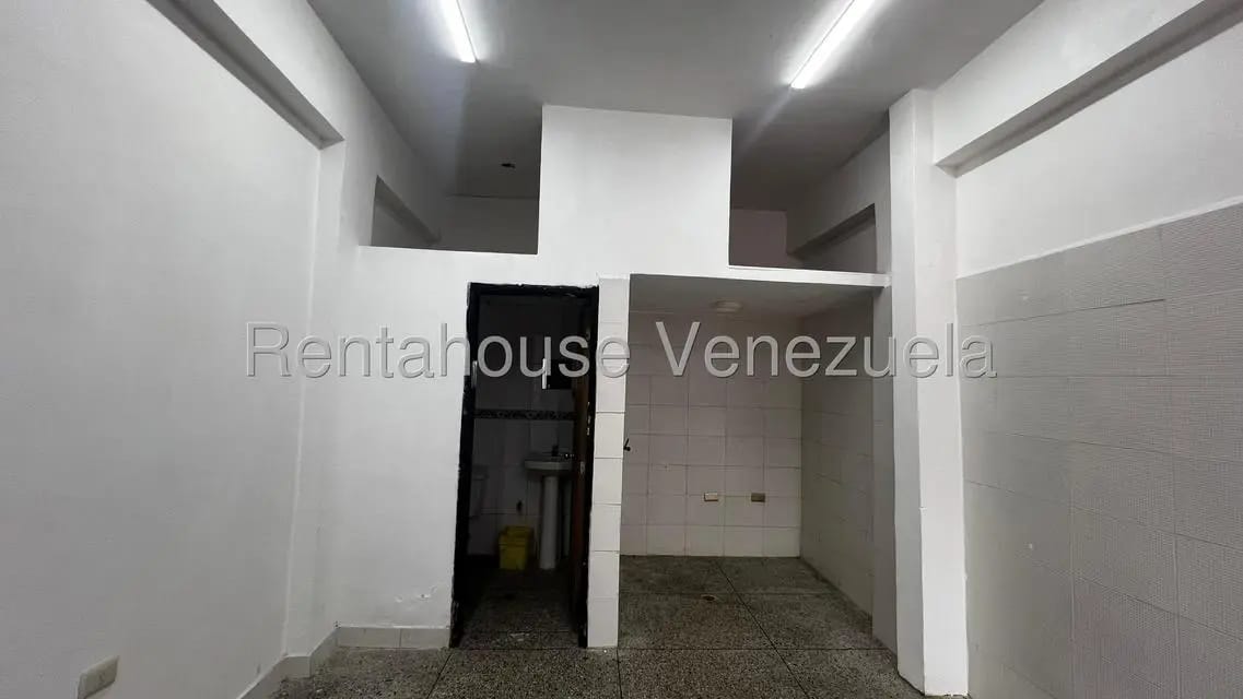 Comercial (Local Comercial) en Alquiler en Centro, Lara - 2