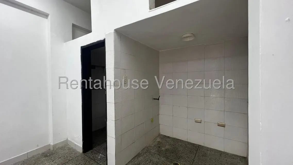 Comercial (Local Comercial) en Alquiler en Centro, Lara - 4