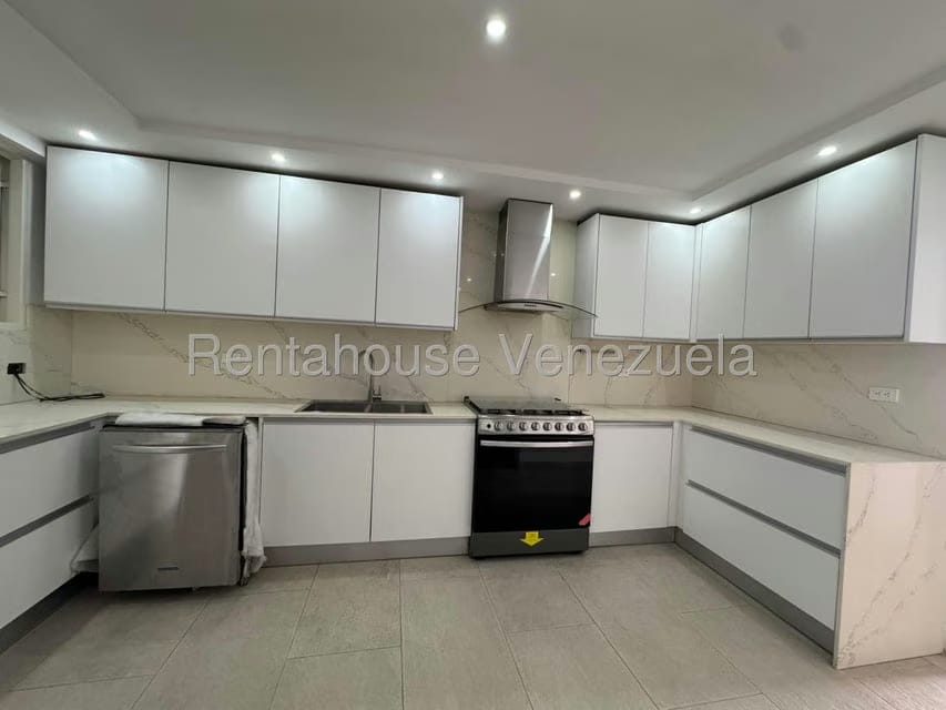 Casa (Duplex) en Venta en Santa Ines, Distrito Metropolitano - 18