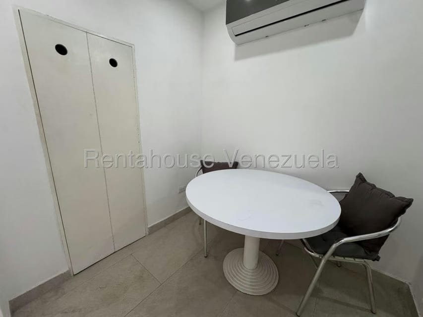 Casa (Duplex) en Venta en Santa Ines, Distrito Metropolitano - 22