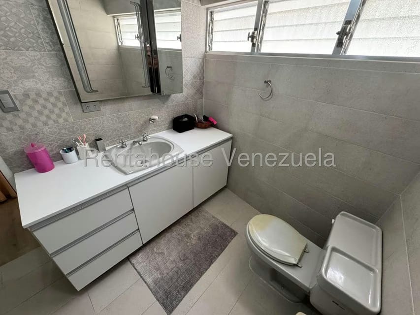 Casa (Duplex) en Venta en Santa Ines, Distrito Metropolitano - 31