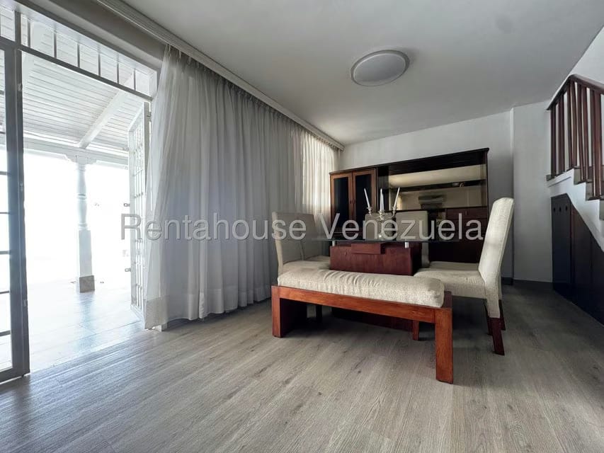 Casa (Duplex) en Venta en Santa Ines, Distrito Metropolitano - 5