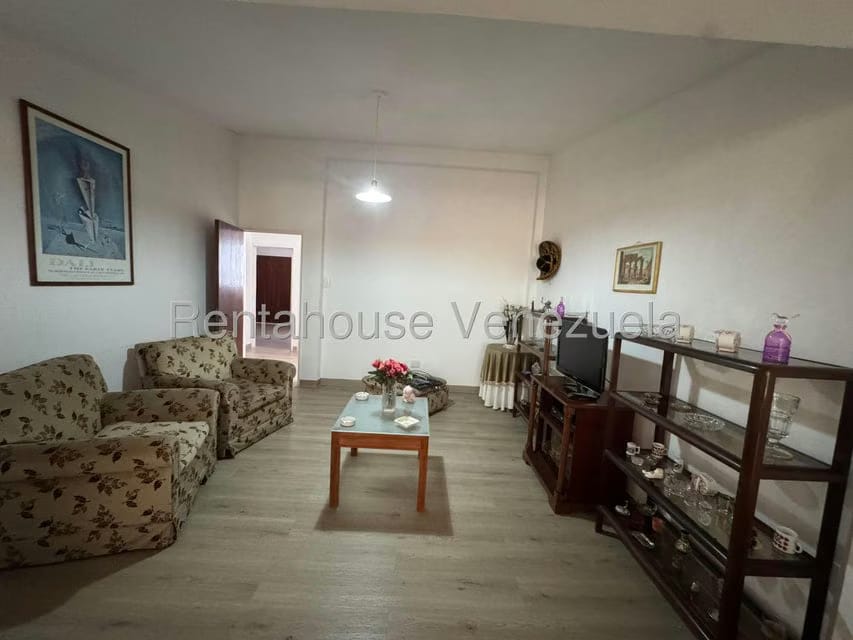 Casa (Duplex) en Venta en Santa Ines, Distrito Metropolitano - 42