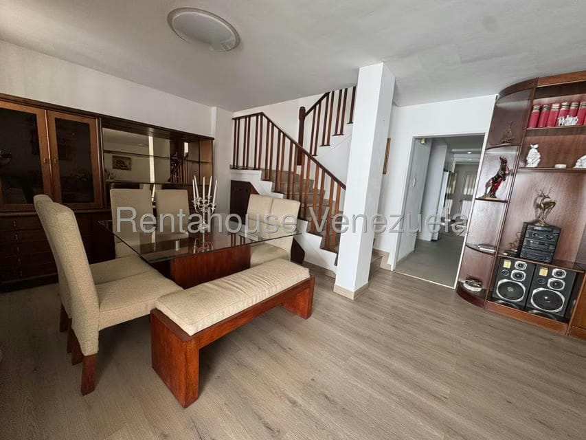 Casa (Duplex) en Venta en Santa Ines, Distrito Metropolitano - 7