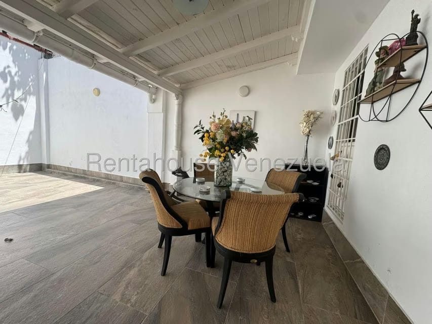 Casa (Duplex) en Venta en Santa Ines, Distrito Metropolitano - 8