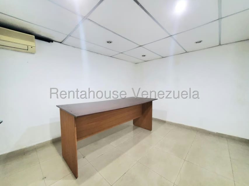 Comercial (Local Comercial) en Alquiler en Avenida Bolivar, Aragua - 11