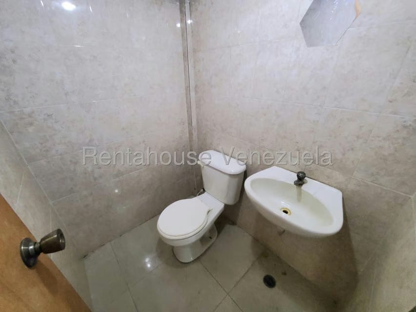 Comercial (Local Comercial) en Alquiler en Avenida Bolivar, Aragua - 16