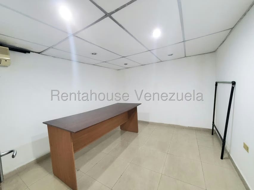 Comercial (Local Comercial) en Alquiler en Avenida Bolivar, Aragua - 10