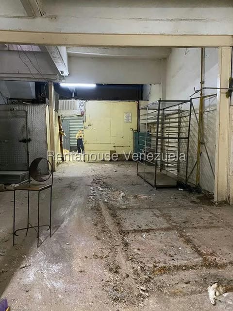 Comercial (Local Comercial) en Alquiler en Parroquia Santa Rosalia, Distrito Metropolitano - 3